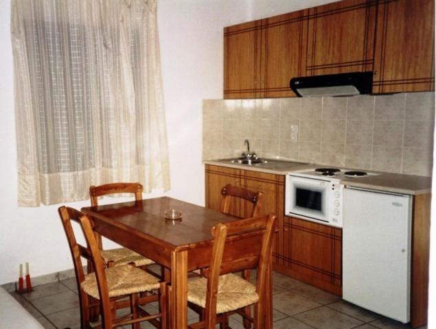 Flisvos Apartments Франгокастелло Экстерьер фото